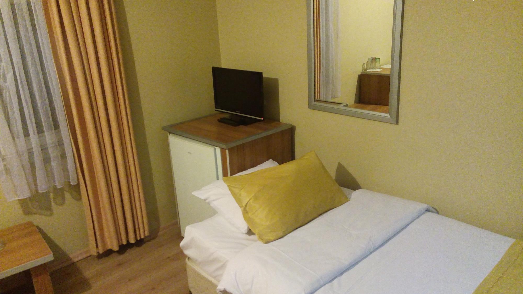Demirgrand Hotel ทรับซอน ภายนอก รูปภาพ